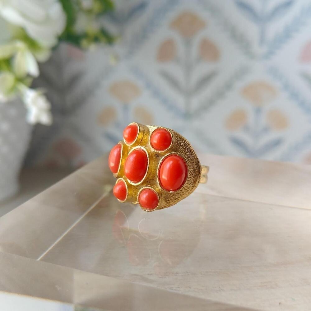 Vintage faux coral and gold tone retro oversized statement ring